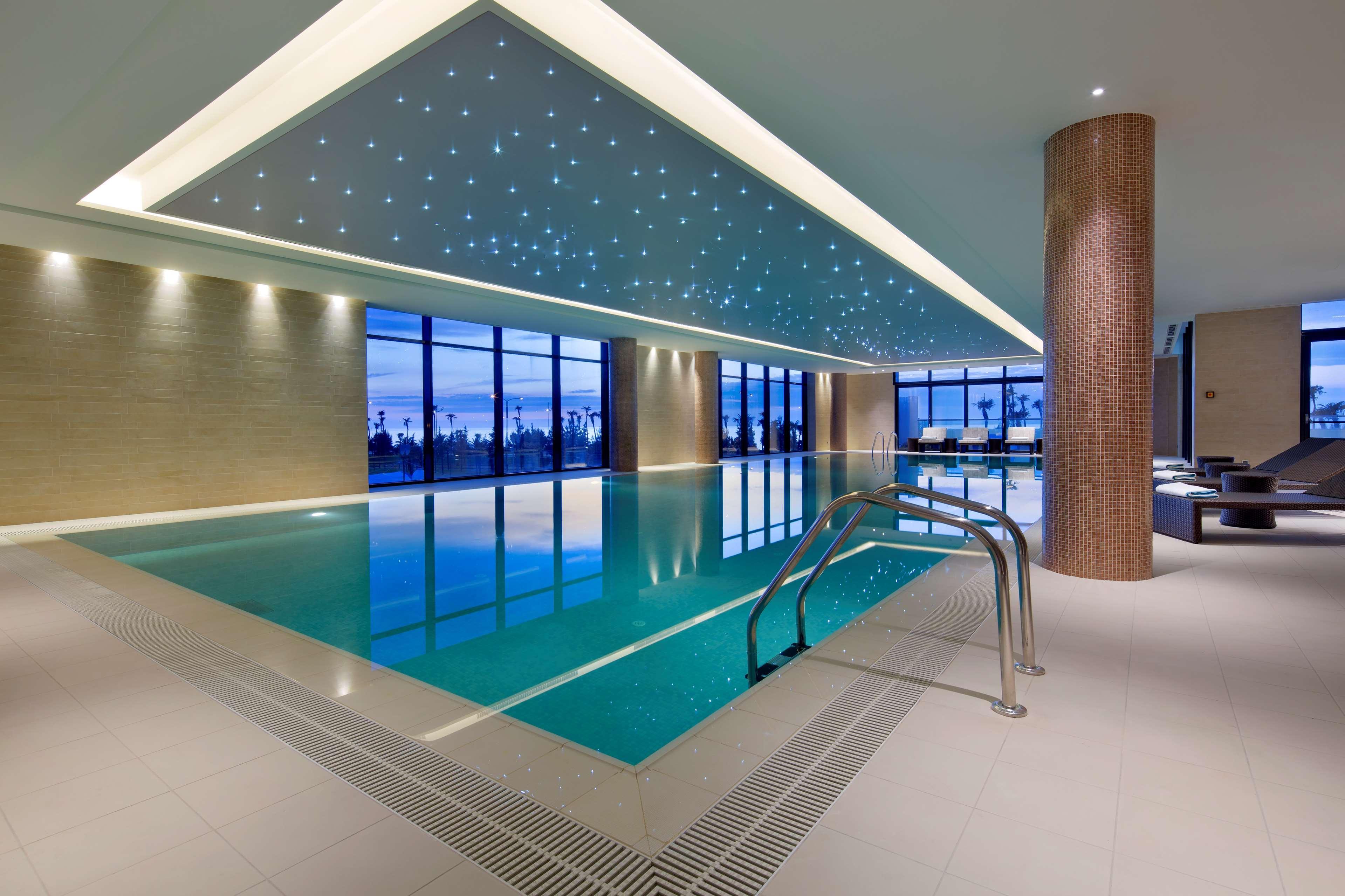 Hilton Batumi Hotel Ngoại thất bức ảnh The pool at the Westin Palace, Brussels
