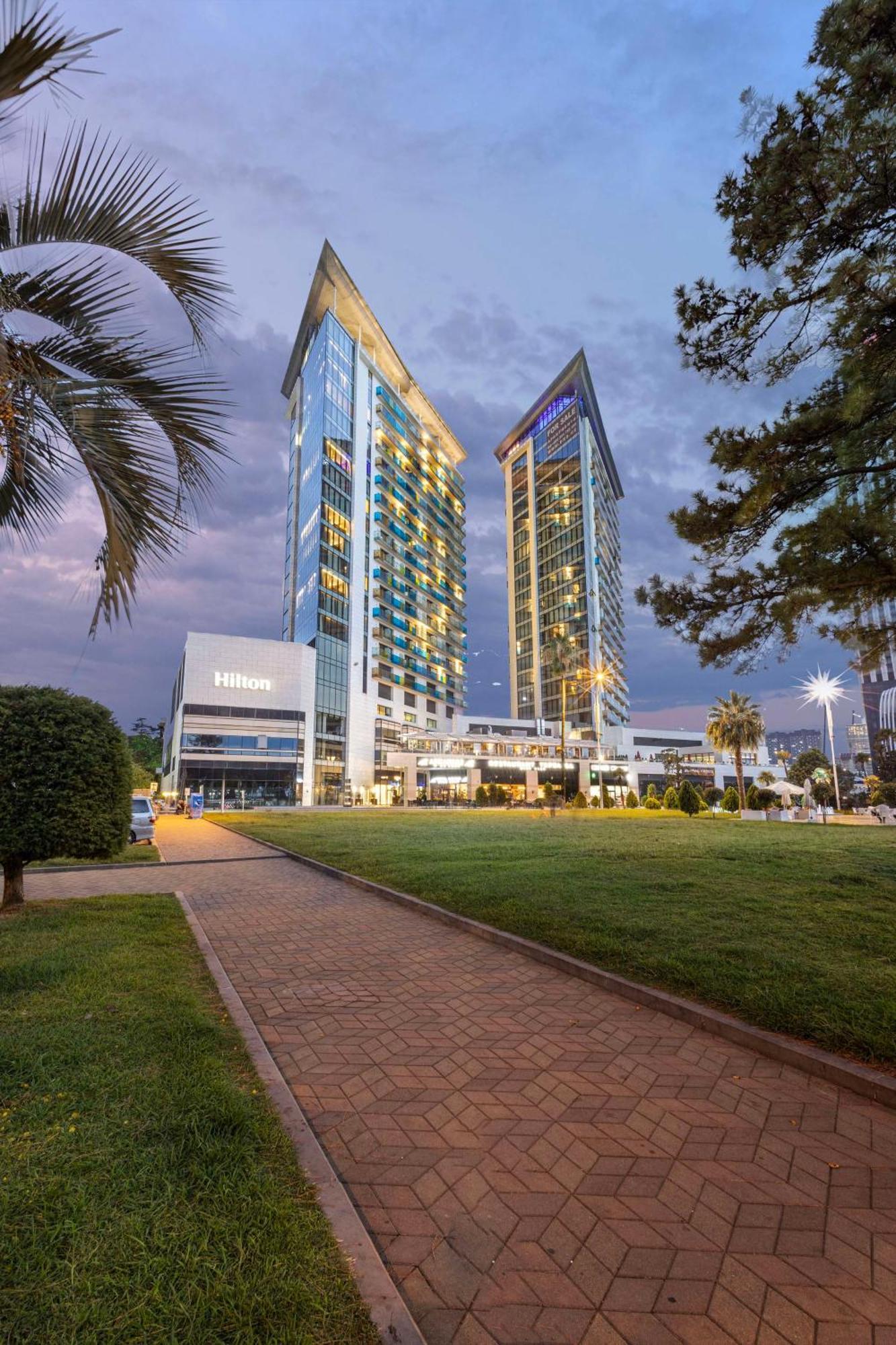 Hilton Batumi Hotel Ngoại thất bức ảnh Hilton İzmir